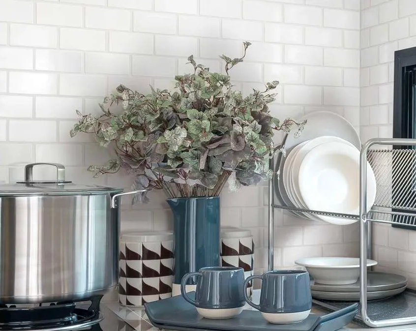 imgi_8_Shaw-tile-kitchen-backsplash